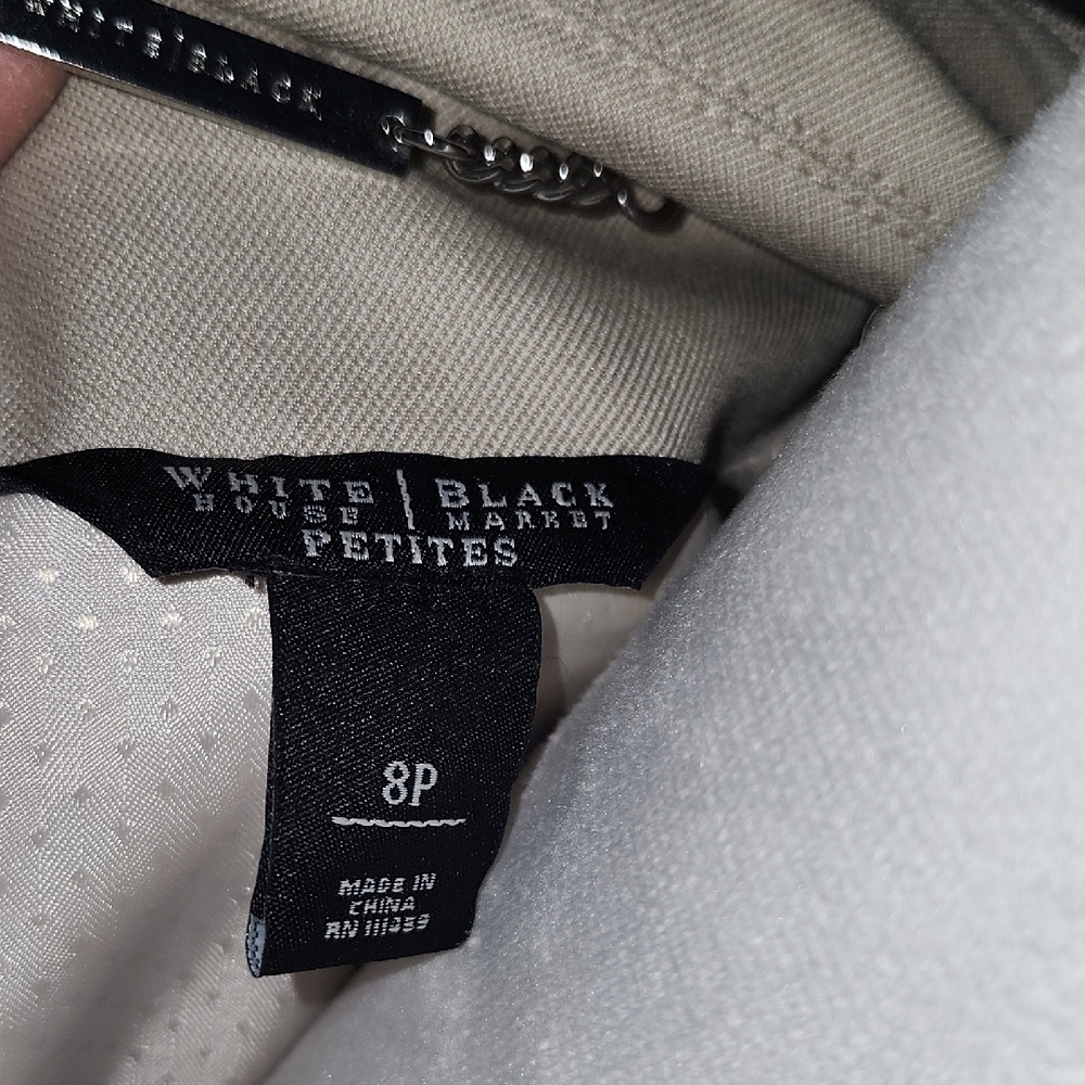 White House Black Market Elegant Cream Blazer - Picture 4 of 4